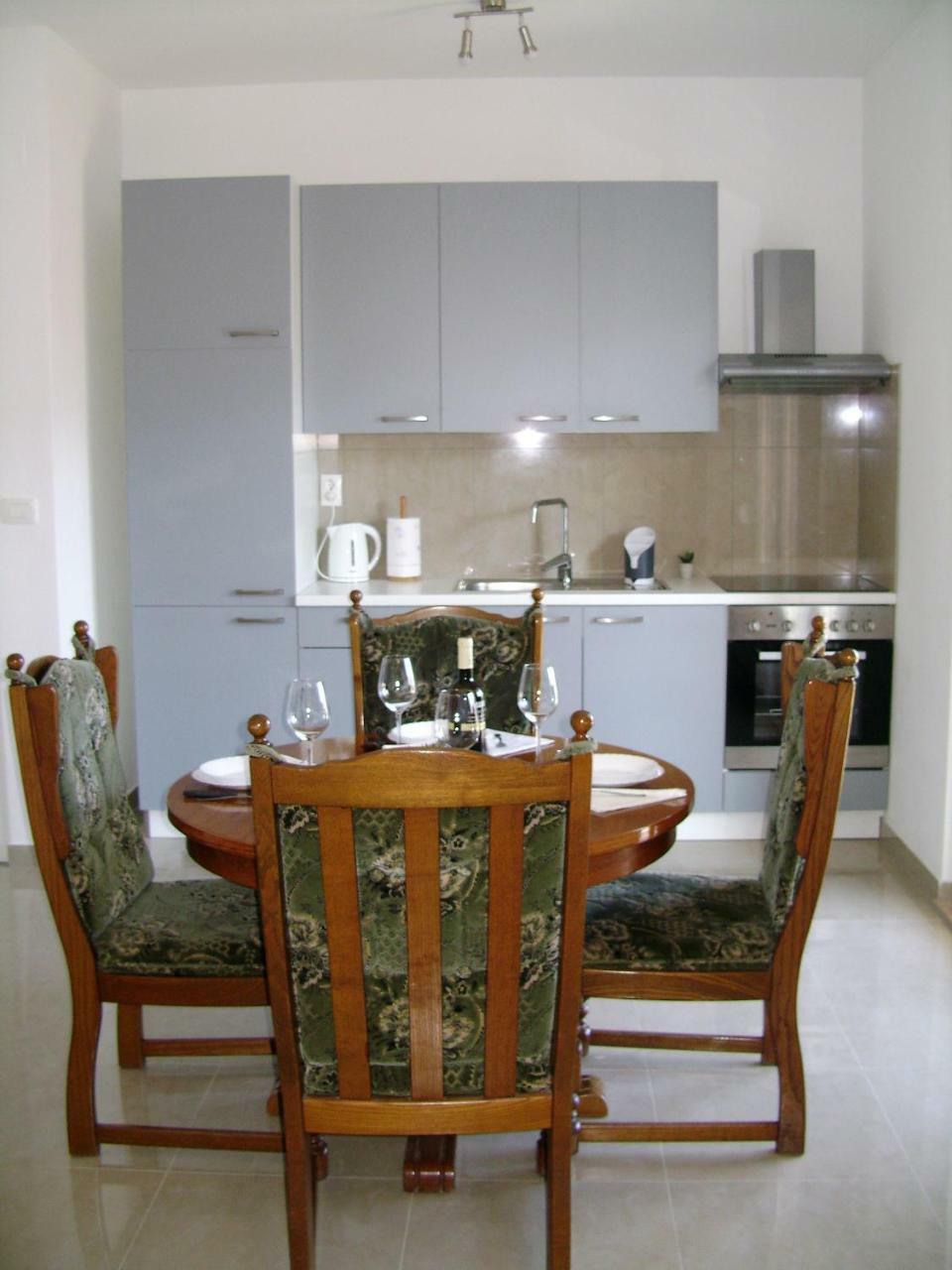 Apartman Nature Dugopolje Exterior foto